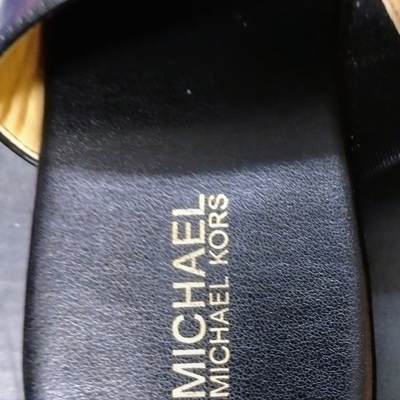 Michael Kors Sandals - Picture 3 of 11